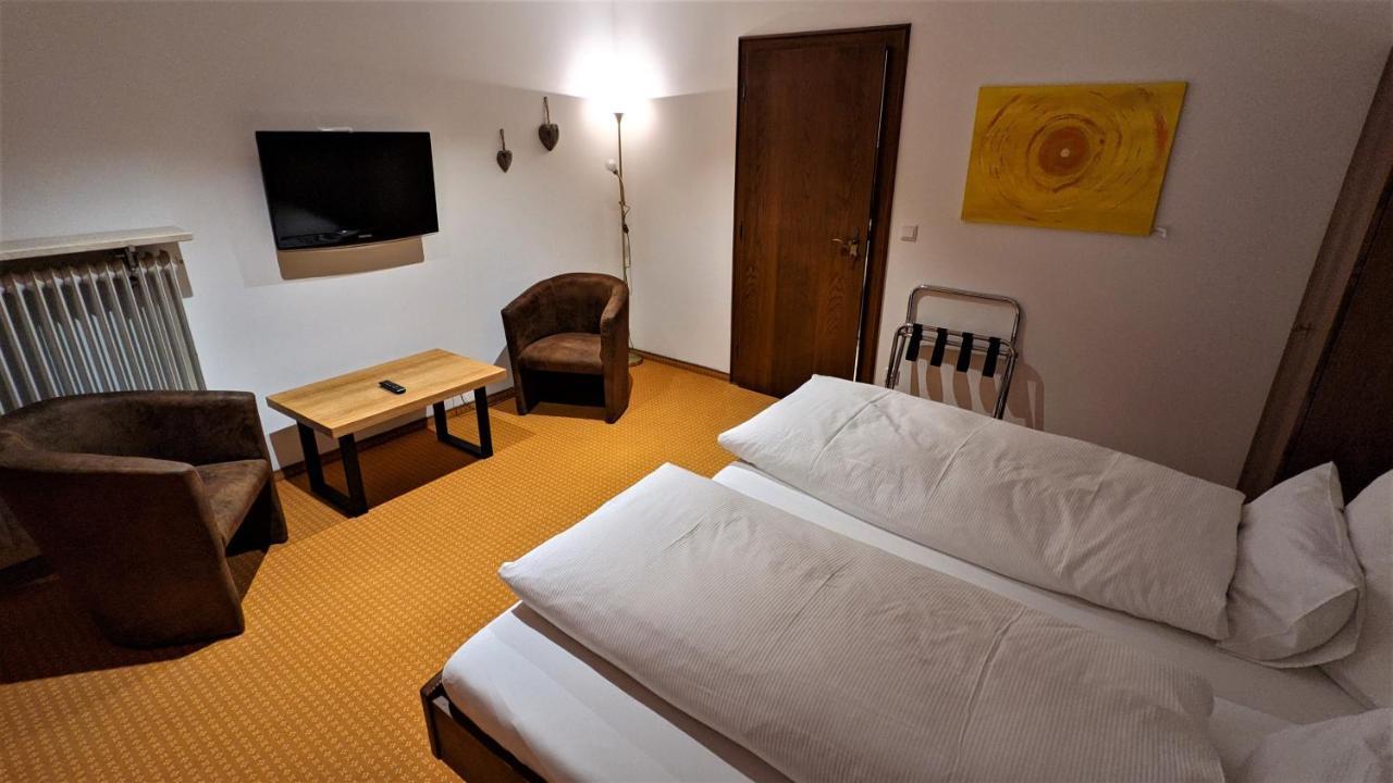 Ferienhaus Wetterstein ไกรน์เนา ภายนอก รูปภาพ