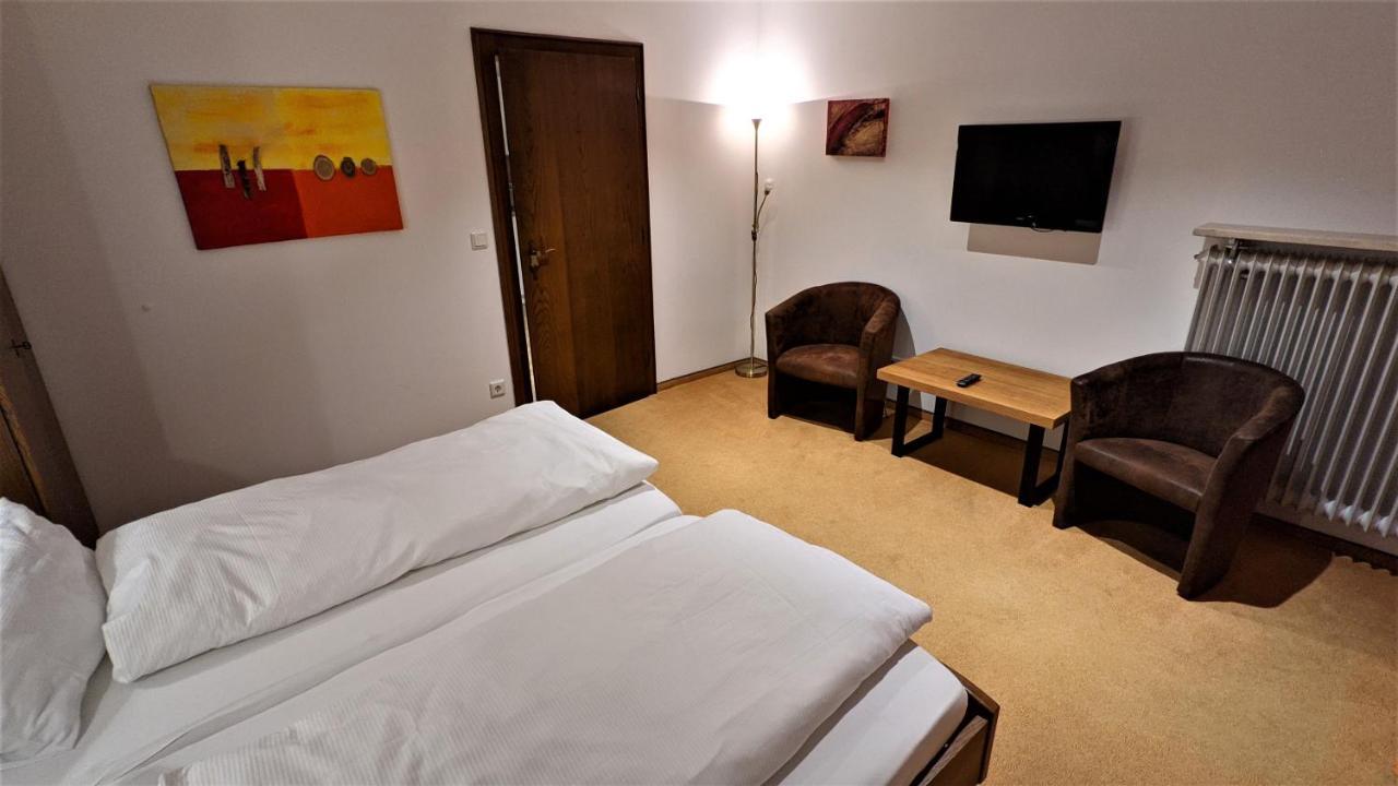 Ferienhaus Wetterstein ไกรน์เนา ภายนอก รูปภาพ